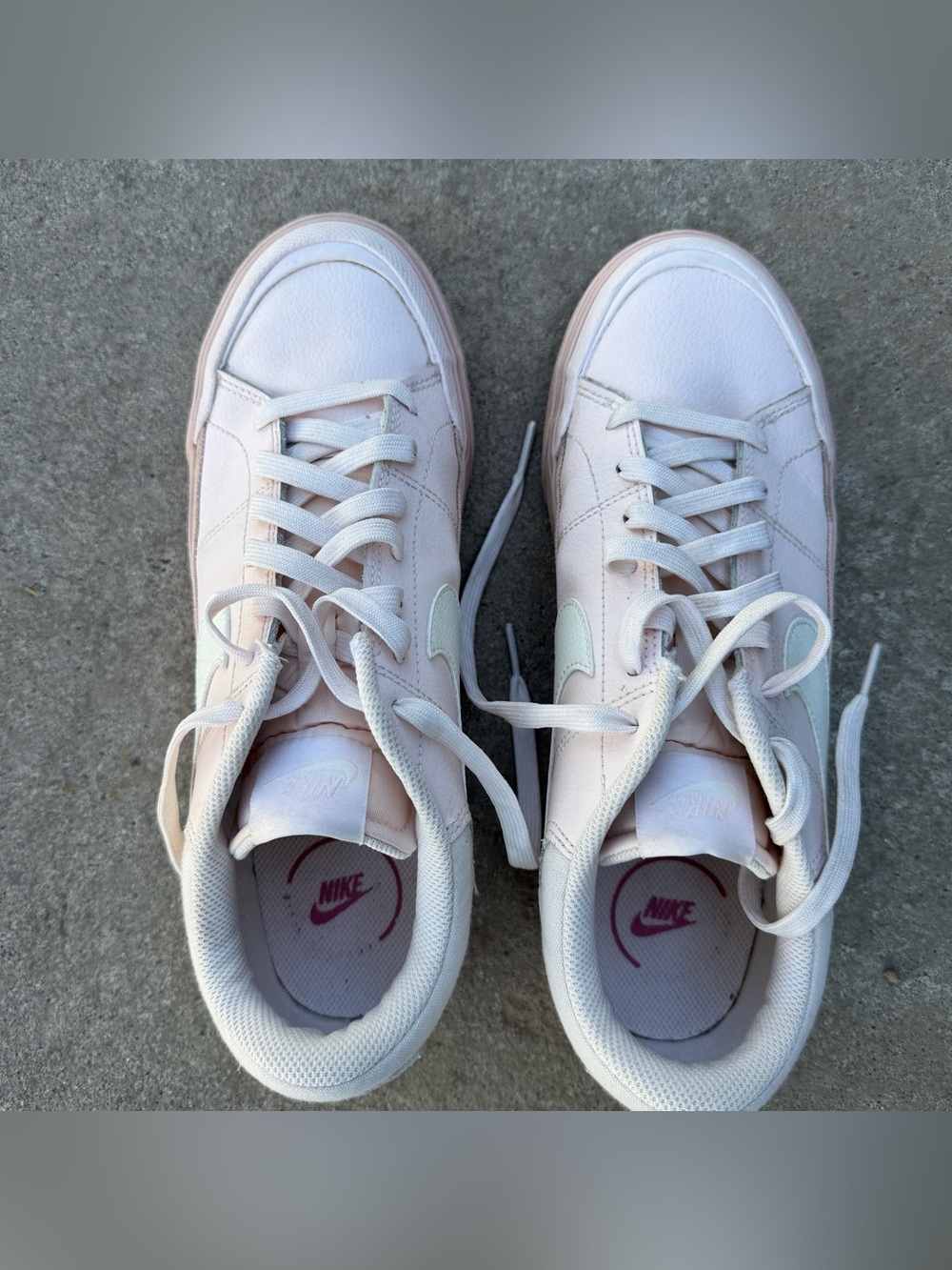 Nike Court Legacy Lift Women's Platform Sneaker - Light Pink/White Size 10 - Picture 3 of 8